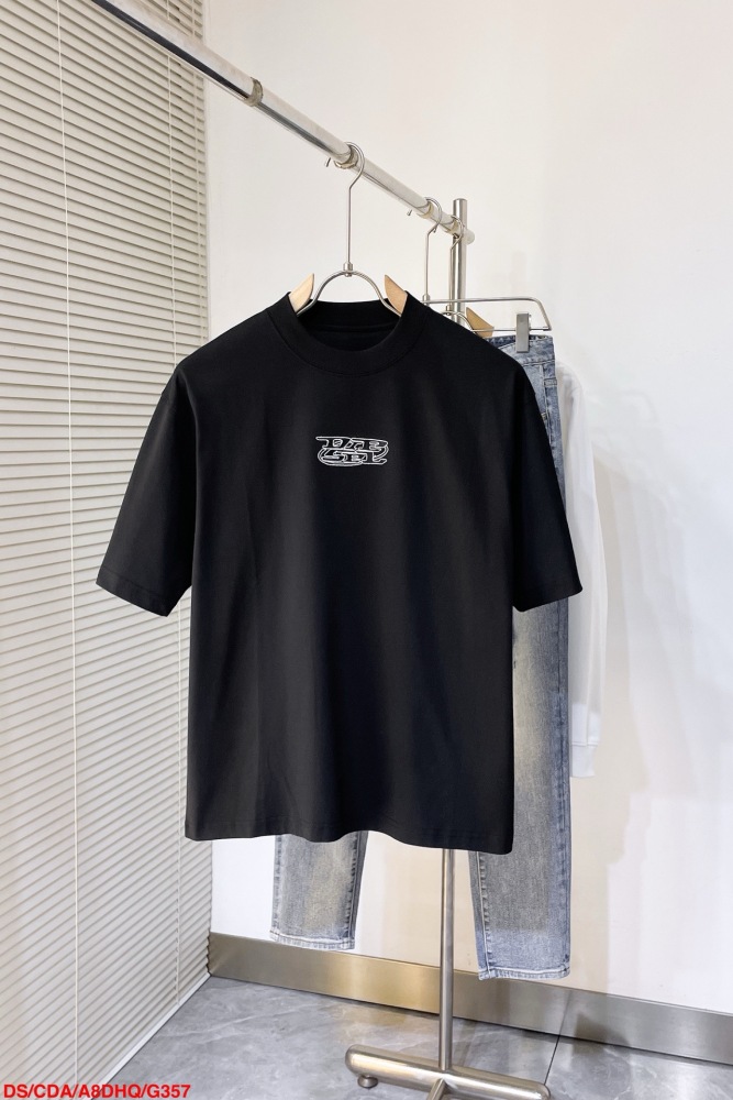 Men  T-shirt   Top Quality   maikesneakers