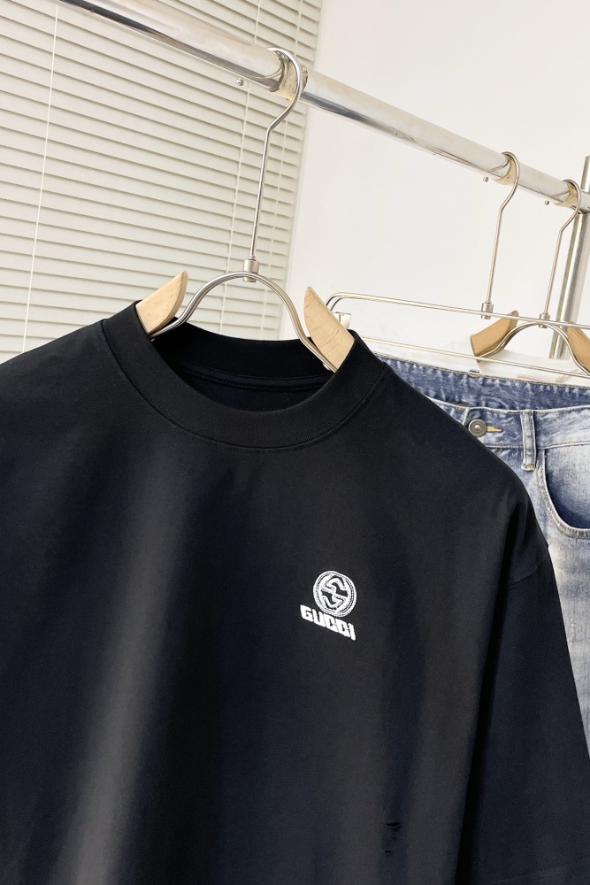 Men  T-shirt   Top Quality   maikesneakers
