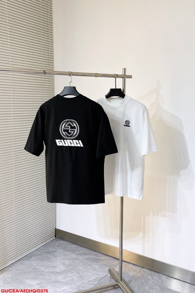 Men  T-shirt   Top Quality   maikesneakers
