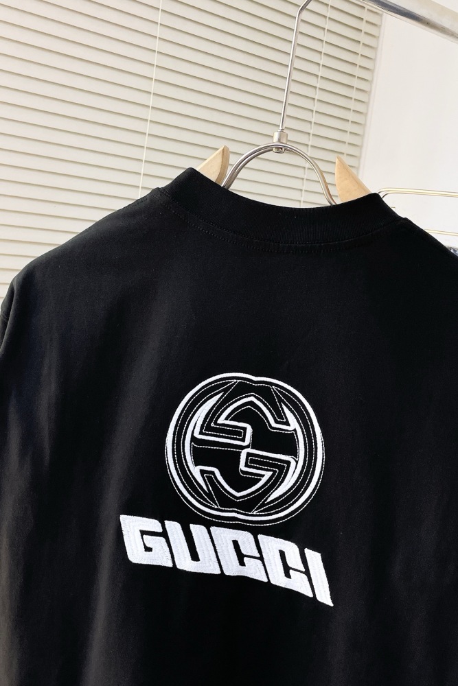Men  T-shirt   Top Quality   maikesneakers