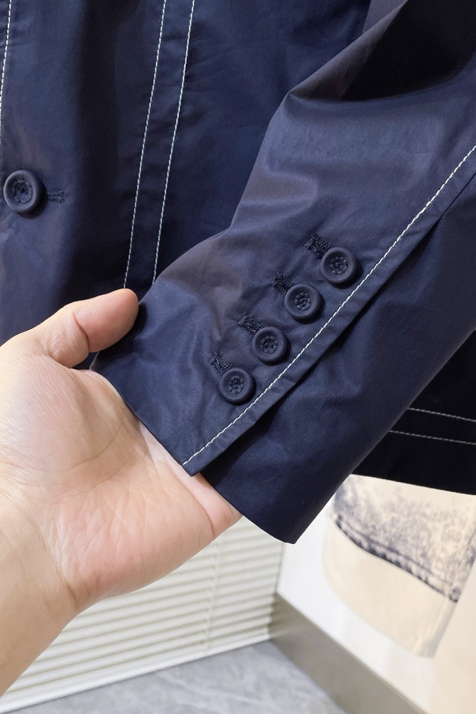 Men Jacket  Top Quality    maikesneakers
