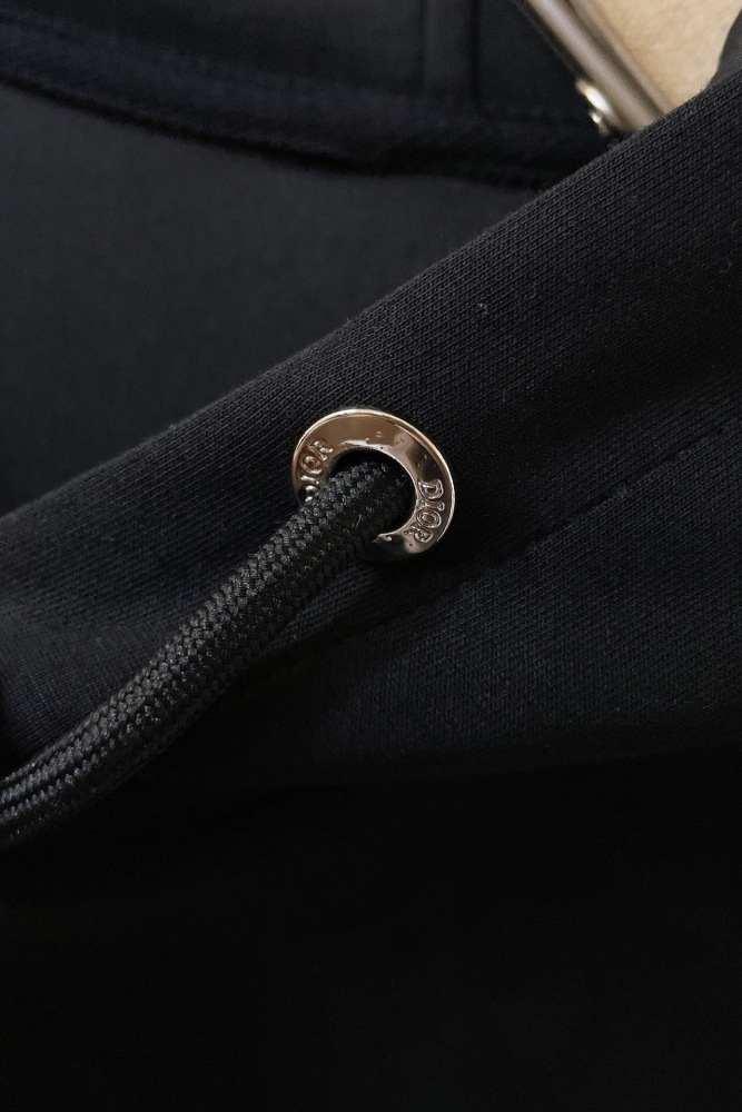 Men suits  Top Quality    maikesneakers