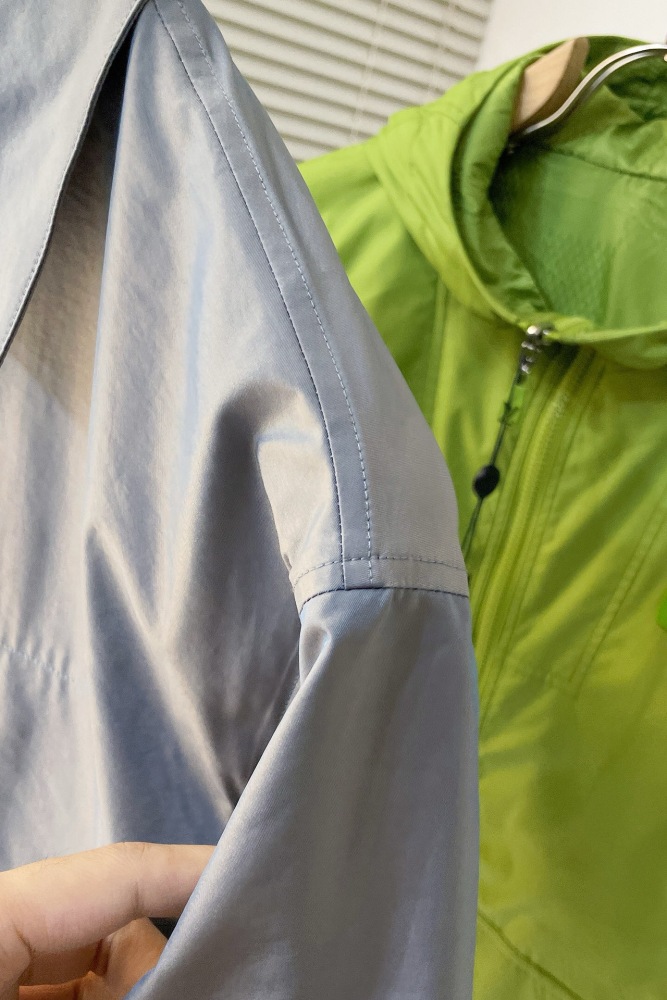 Men Jacket  Top Quality    maikesneakers