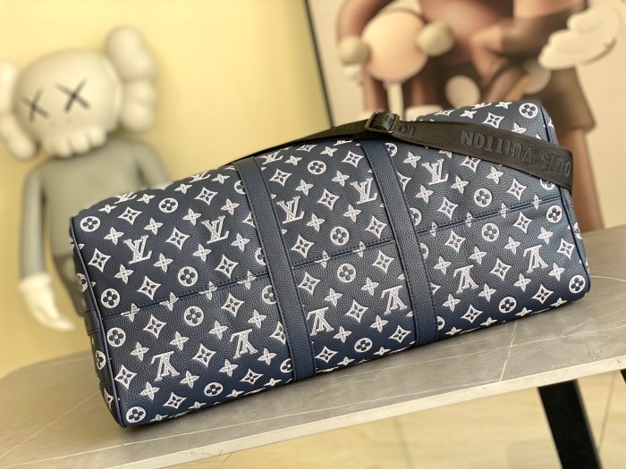 L*ouis V*uitton  Top Bag  (maikesneakers)