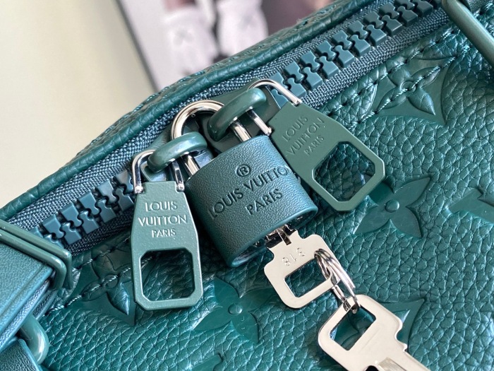 L*ouis V*uitton  Top Bag  (maikesneakers)