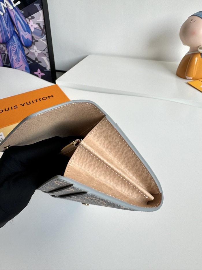 L*ouis V*uitton  Top Bag (maikesneakers)