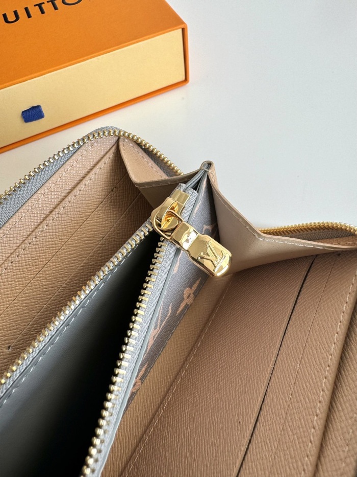 L*ouis V*uitton  Top Bag (maikesneakers)