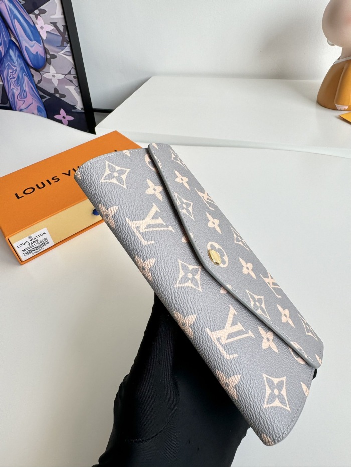 L*ouis V*uitton  Top Bag (maikesneakers)