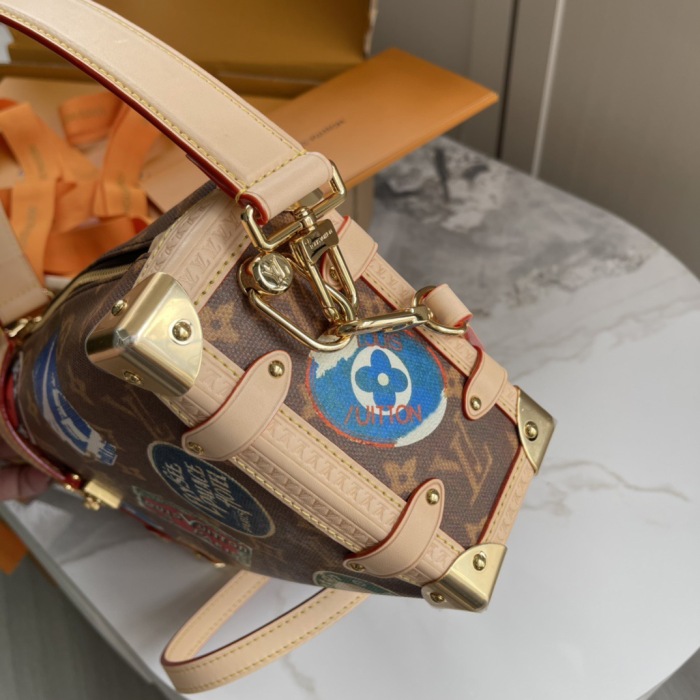 L*ouis V*uitton  Top Bag (maikesneakers)