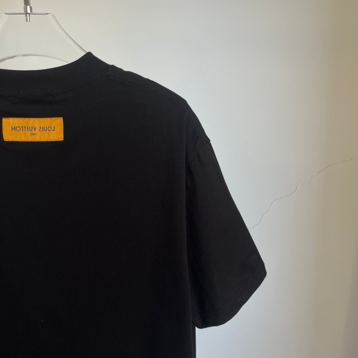 Men  T-shirt   Top Quality   maikesneakers