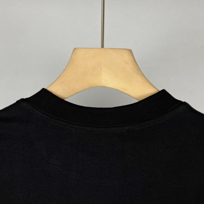 Men  T-shirt   Top Quality   maikesneakers