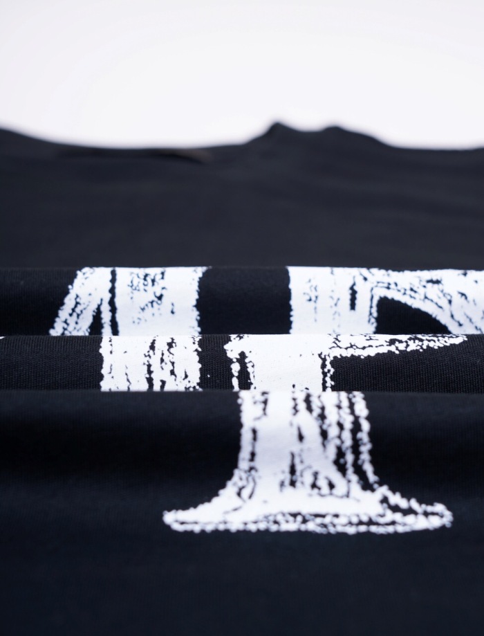 Men  T-shirt   Top Quality   maikesneakers
