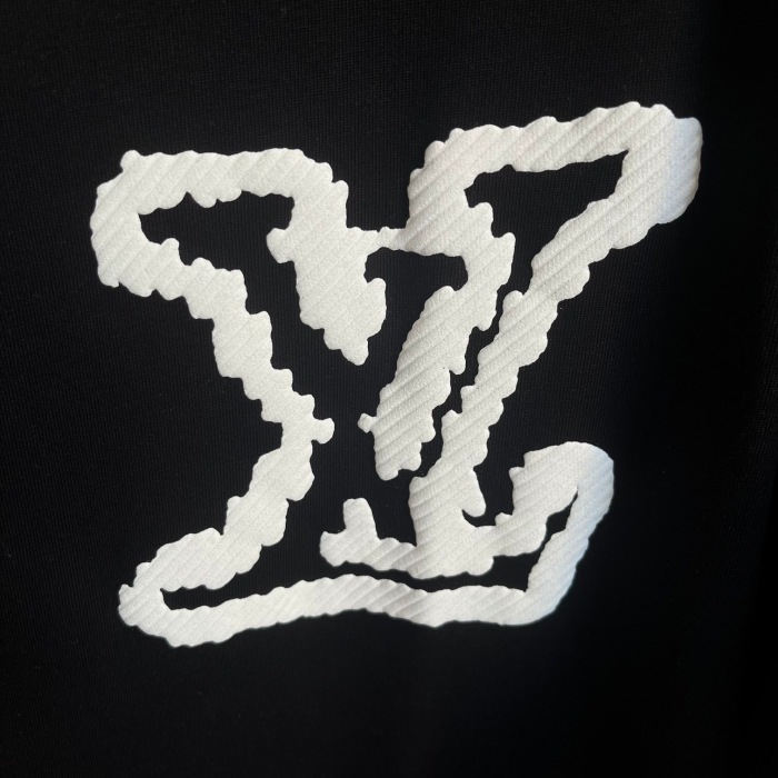 Men  T-shirt   Top Quality   maikesneakers