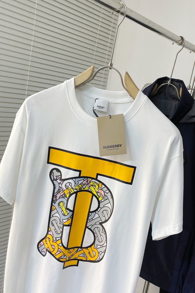 Men  T-shirt   Top Quality   maikesneakers