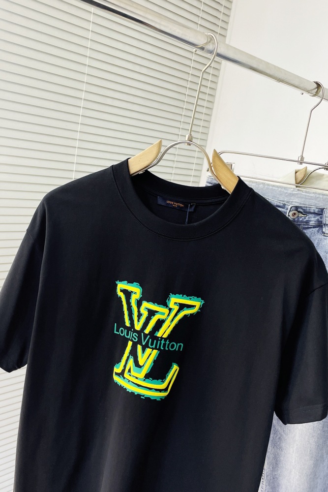 Men  T-shirt   Top Quality   maikesneakers