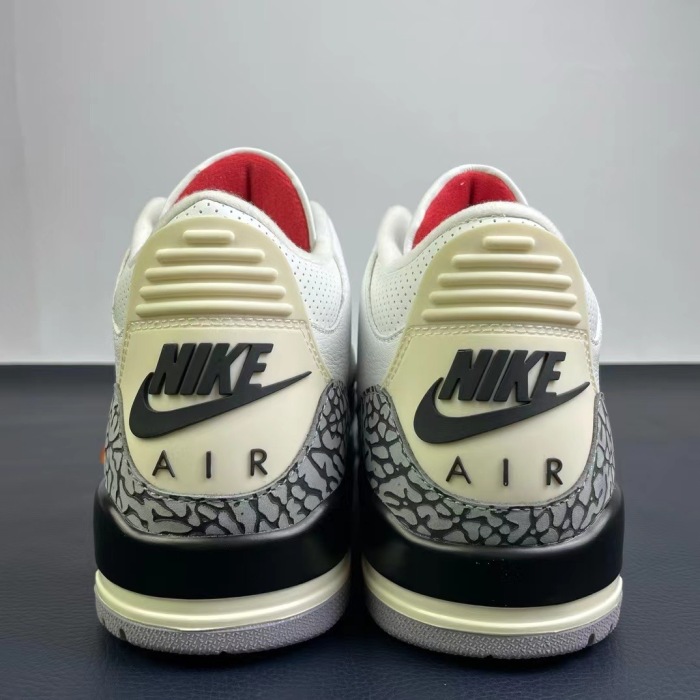NIKE Air Jordan 3    (maikesneakers)