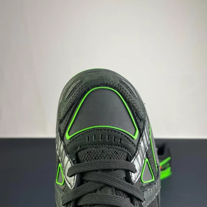O.ff-white nike Rubber bunk (maikesneakers)