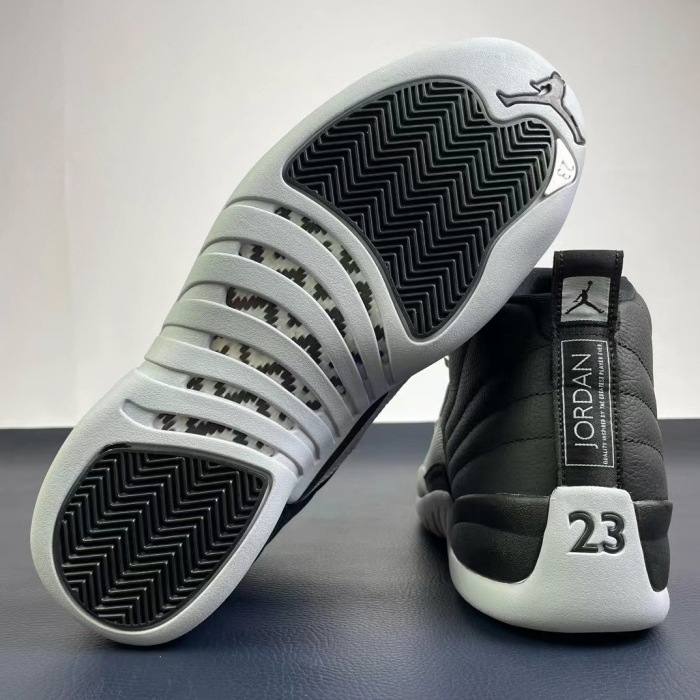 Free shipping maikesneakers Air Jordan 12