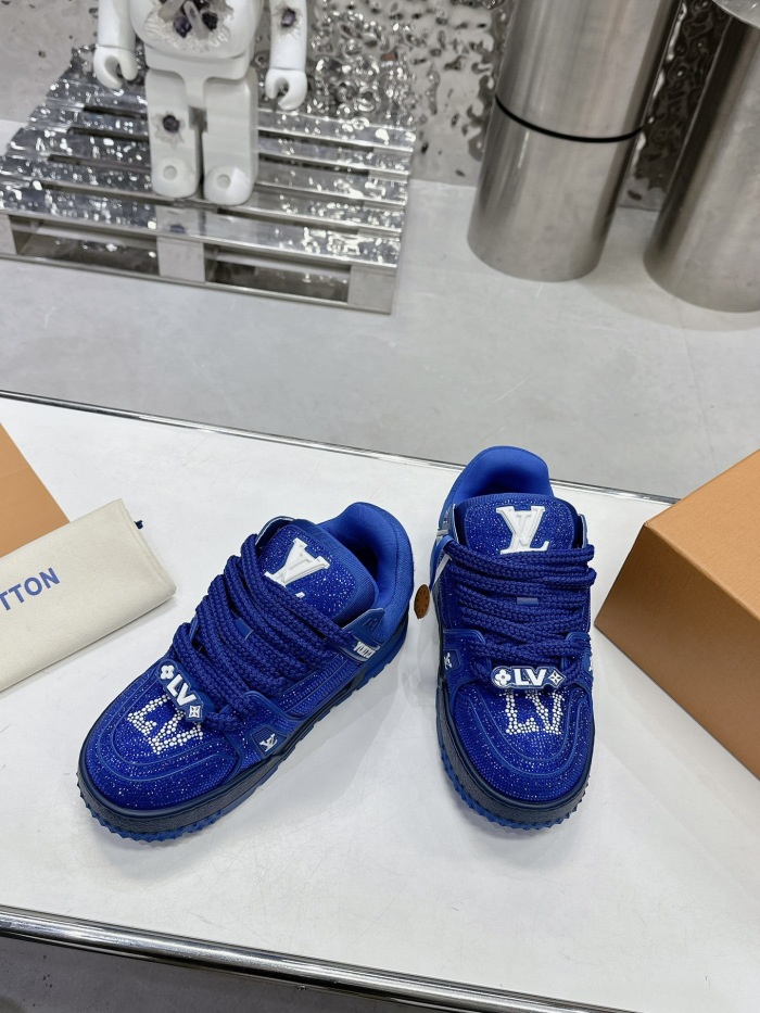 Men  Women  L*ouis V*uitton   Top Sneaker L*V Trainer