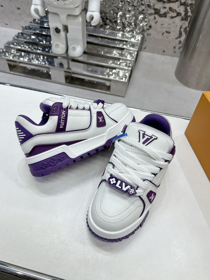 Men  Women  L*ouis V*uitton   Top Sneaker L*V Trainer