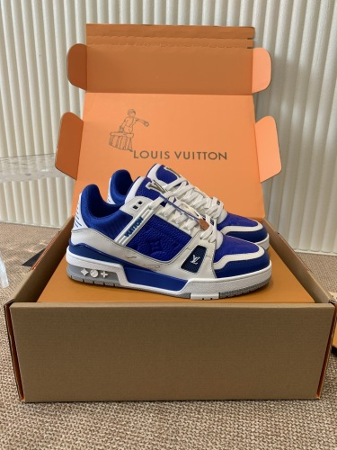 Men  Women  L*ouis V*uitton   Top Sneaker L*V Trainer