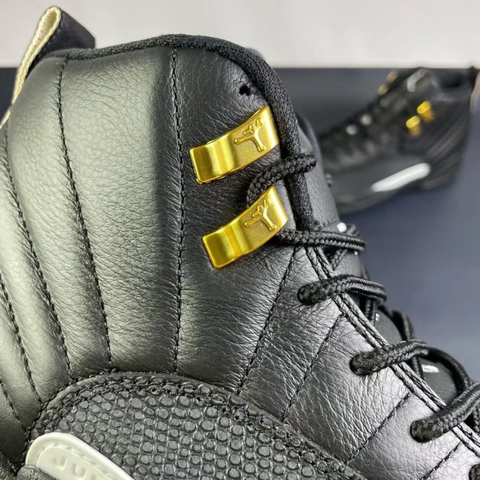Free shipping maikesneakers Air Jordan 12