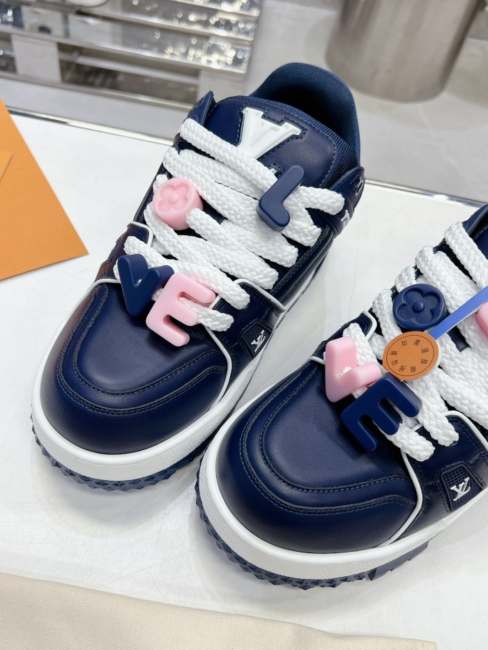 Men  Women  L*ouis V*uitton   Top Sneaker L*V Trainer