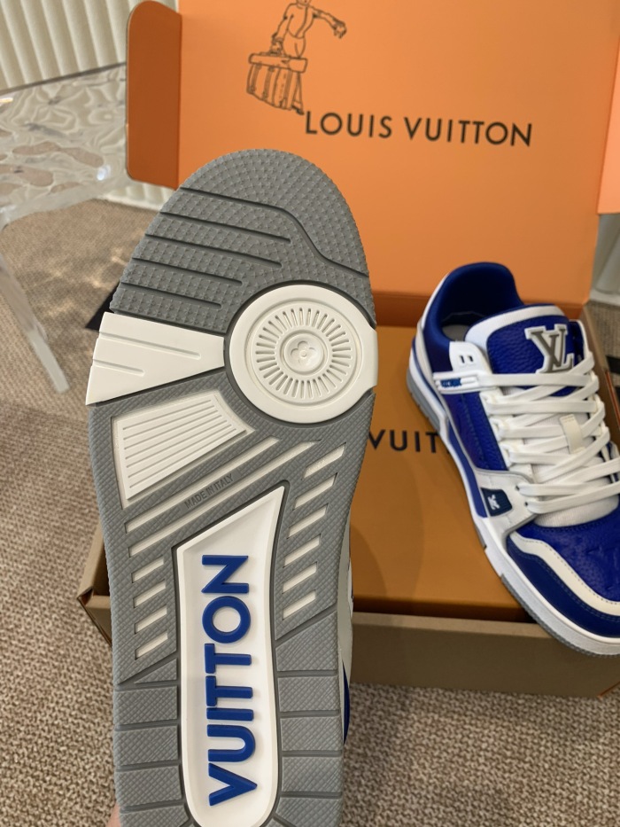 Men  Women  L*ouis V*uitton   Top Sneaker L*V Trainer
