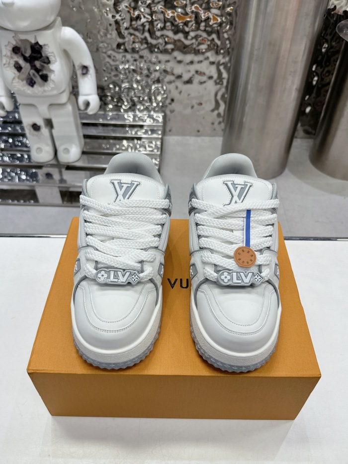 Men  Women  L*ouis V*uitton   Top Sneaker L*V Trainer