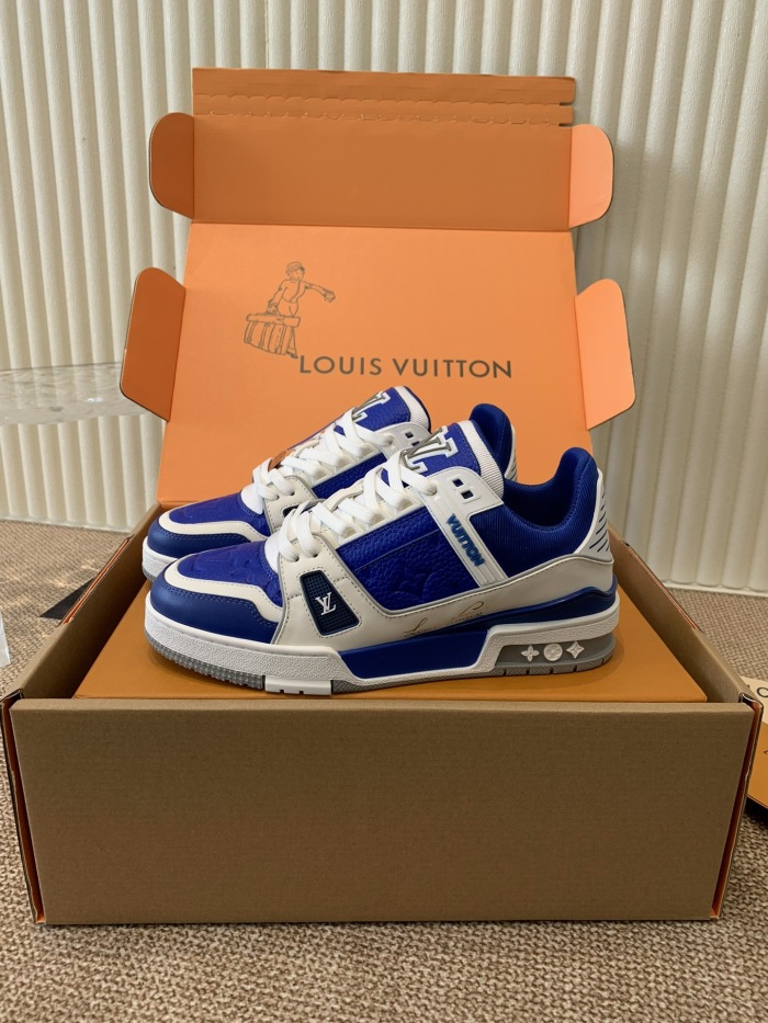 Men  Women  L*ouis V*uitton   Top Sneaker L*V Trainer
