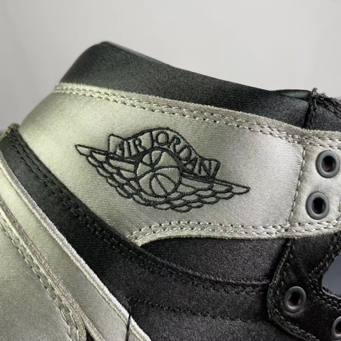 Air Jordan 1 Low AJ1
