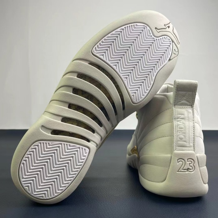 Free shipping maikesneakers Air Jordan 12