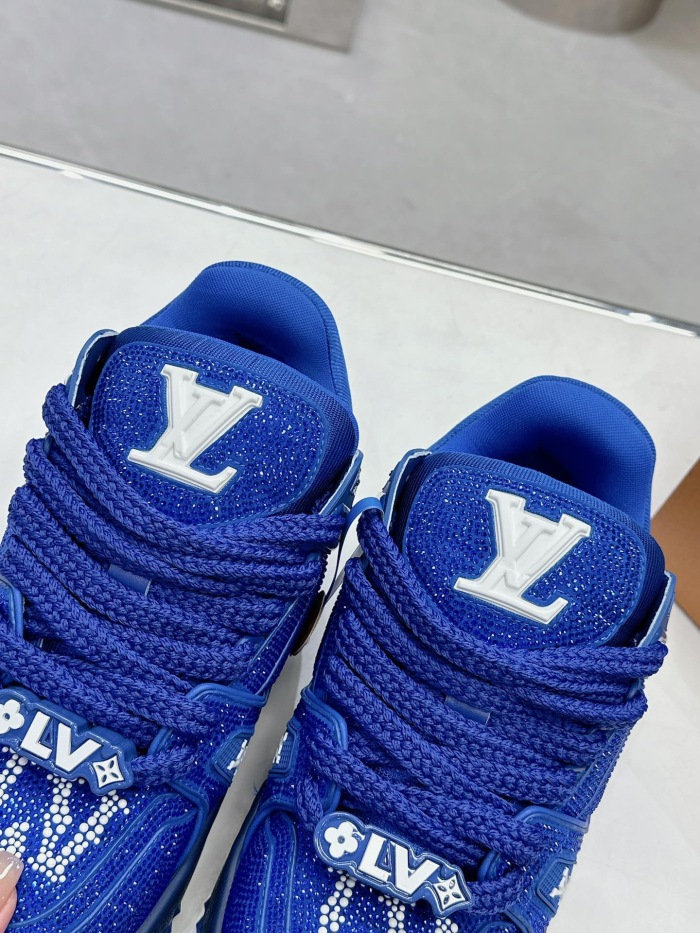 Men  Women  L*ouis V*uitton   Top Sneaker L*V Trainer