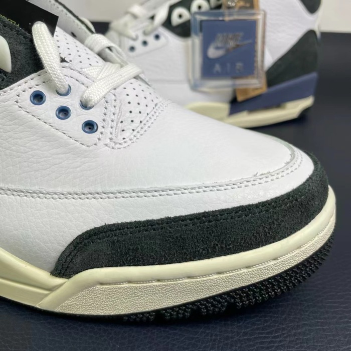 NIKE Air Jordan 3    (maikesneakers)