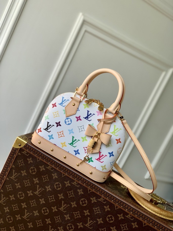 L*ouis V*uitton  Top Bag (maikesneakers)