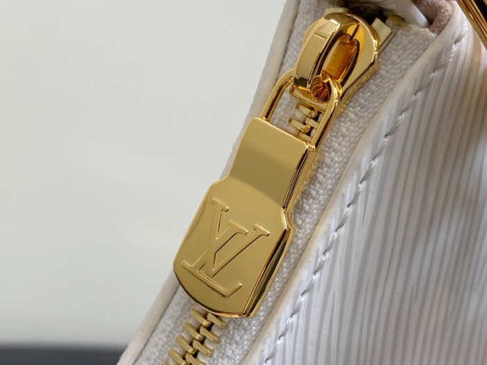 L*ouis V*uitton  Top Bag (maikesneakers)