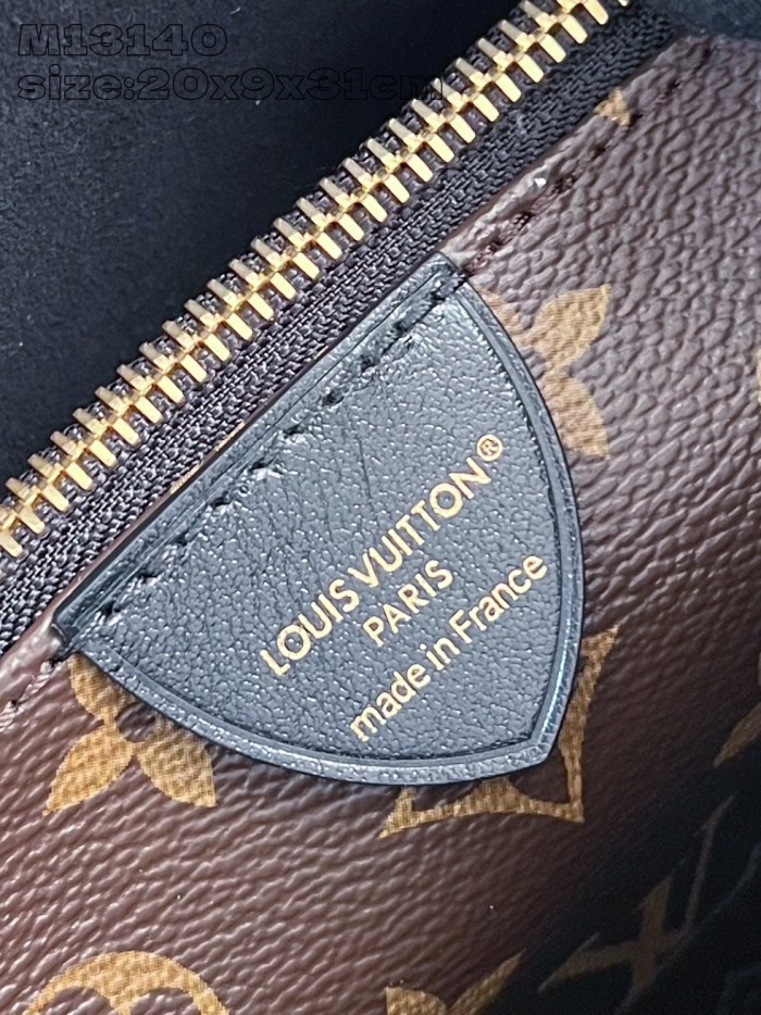 L*ouis V*uitton  Top Bag (maikesneakers)