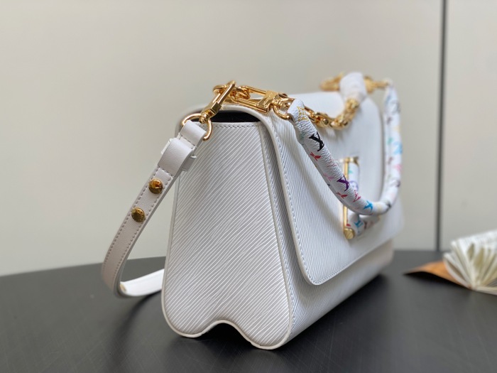 L*ouis V*uitton  Top Bag (maikesneakers)
