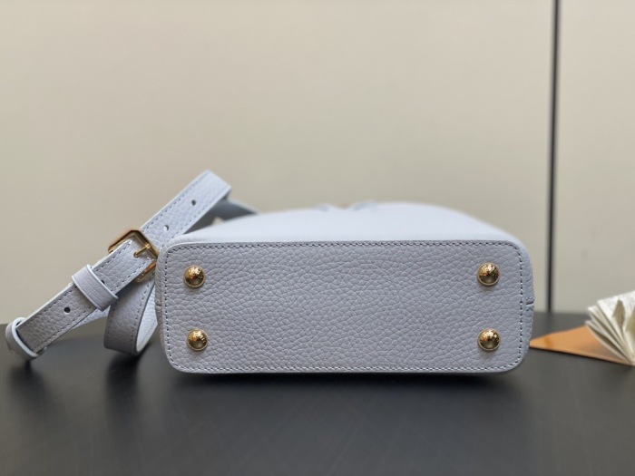 L*ouis V*uitton  Top Bag (maikesneakers)
