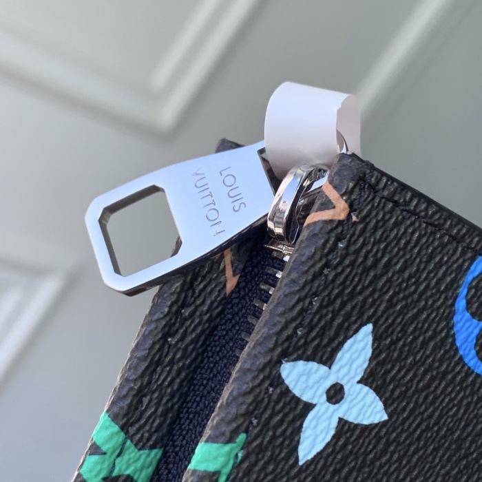 L*ouis V*uitton  Top Bag (maikesneakers)