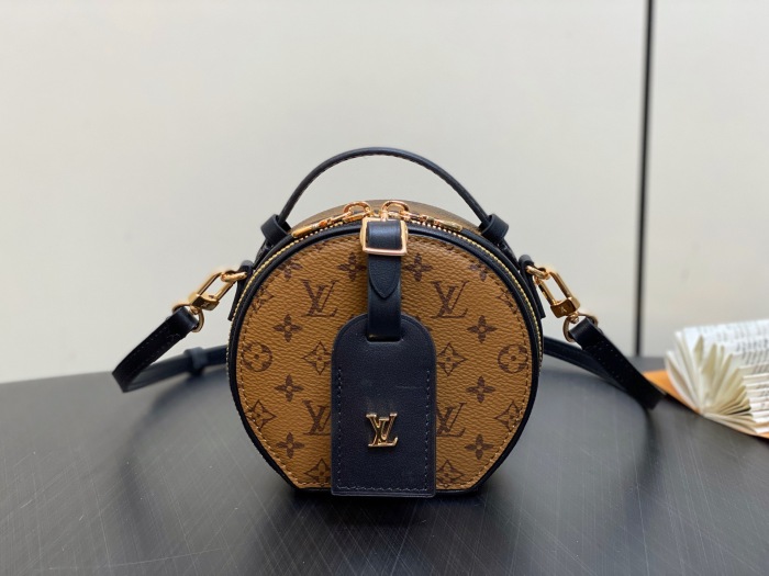 L*ouis V*uitton  Top Bag (maikesneakers)