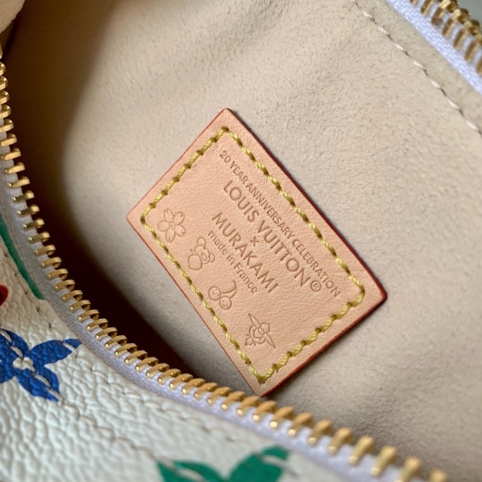 L*ouis V*uitton  Top Bag (maikesneakers)