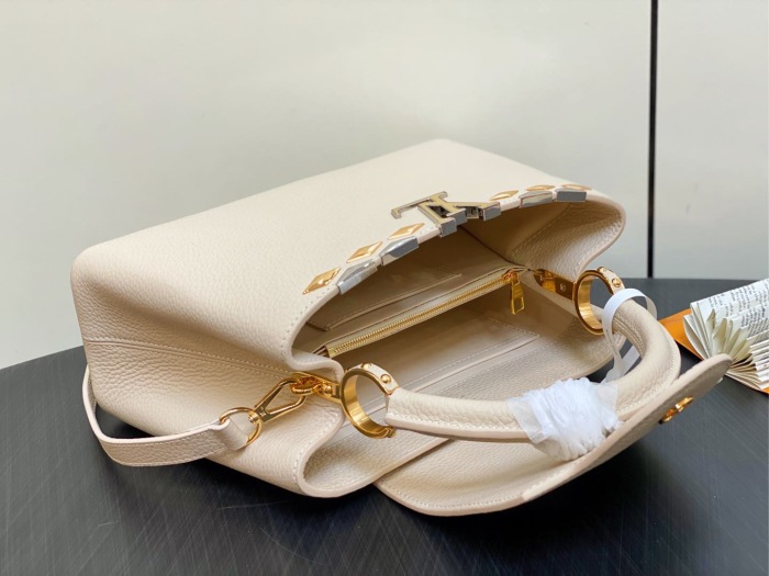 L*ouis V*uitton  Top Bag (maikesneakers)