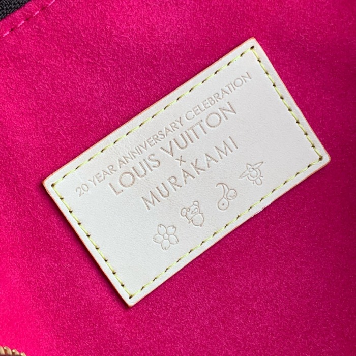 L*ouis V*uitton  Top Bag (maikesneakers)