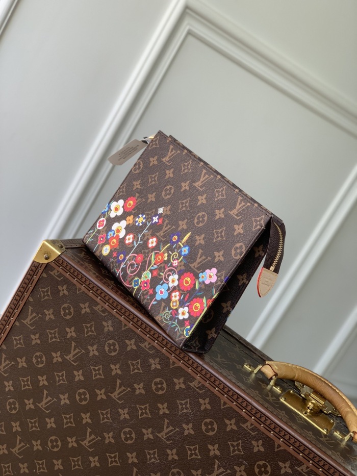 L*ouis V*uitton  Top Bag (maikesneakers)