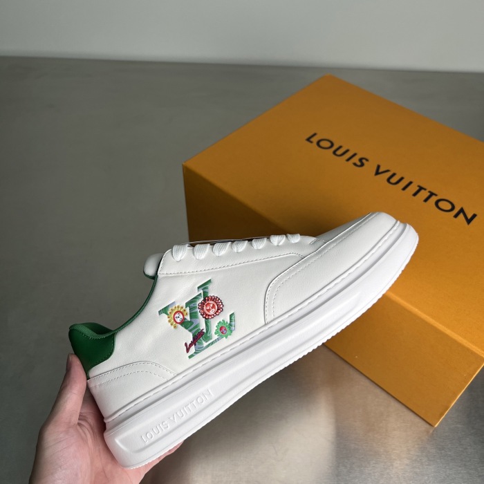 Men  Women  L*ouis V*uitton   Top Sneaker L*V Trainer