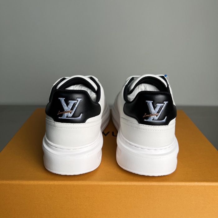Men  Women  L*ouis V*uitton   Top Sneaker L*V Trainer