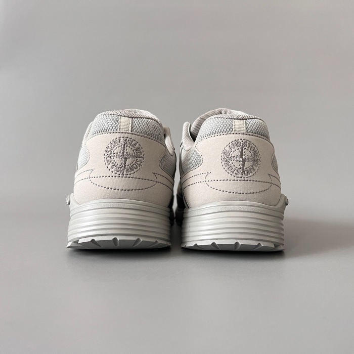 Men   Women  D*ior Top Sneaker