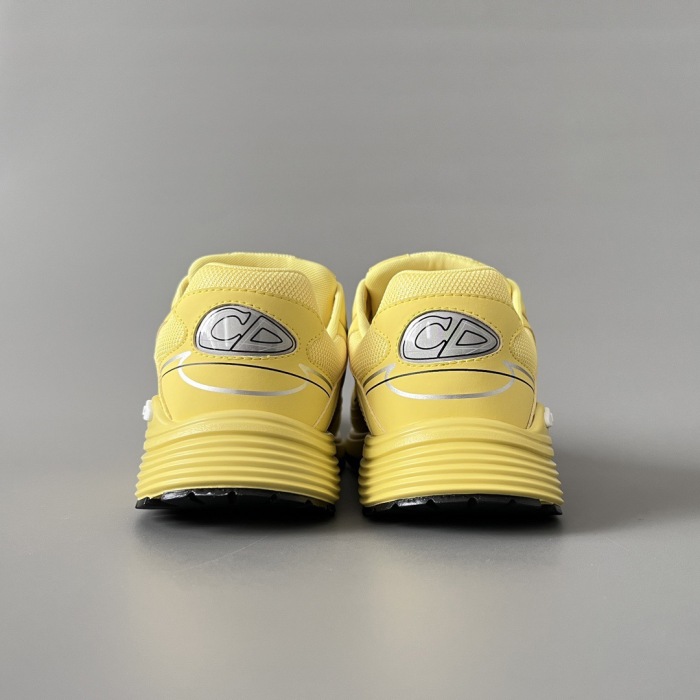 Men   Women  D*ior Top Sneaker