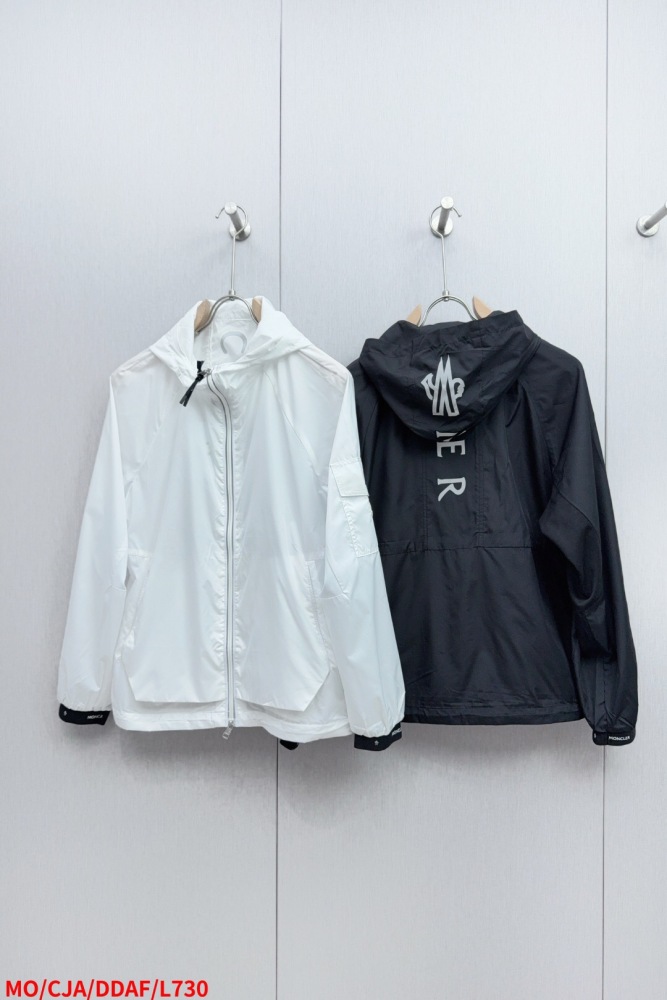 Men Jacket  Top Quality    maikesneakers